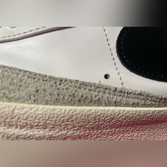 ⛹️Nike Men's Blazer Mid '77 Vintage Shoes
Size 12 - Picture 9 of 14